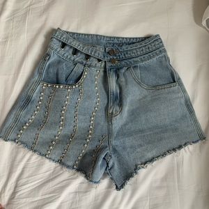 Isabel Marant Étoile Embroidered Shorts